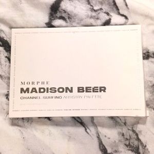 MORPHE Madison Beer "Channel Surfing" Artistry Palette